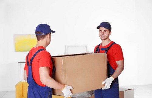 Family using mobile self storage in Yiewsley during a house move