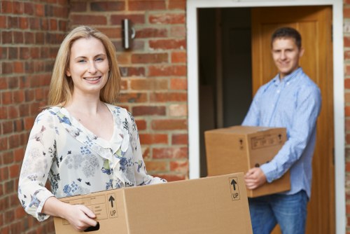 Transparent pricing for Yiewsley storage services