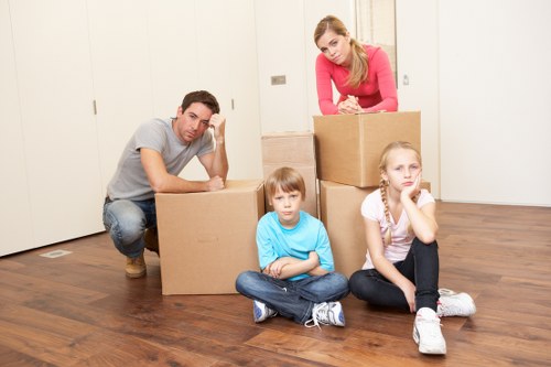 Organised storage units for homes and businesses in Yiewsley