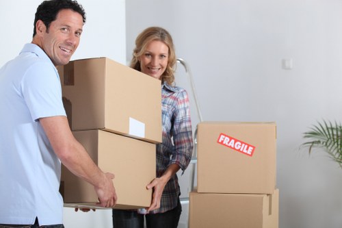 Business and household self storage options in Yiewsley