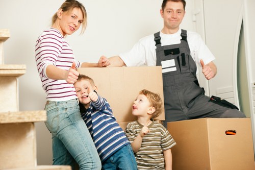 Reliable storage in Yiewsley with organized and flexible space